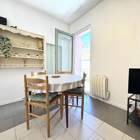 C Ot Maison De La Place - Old Town *